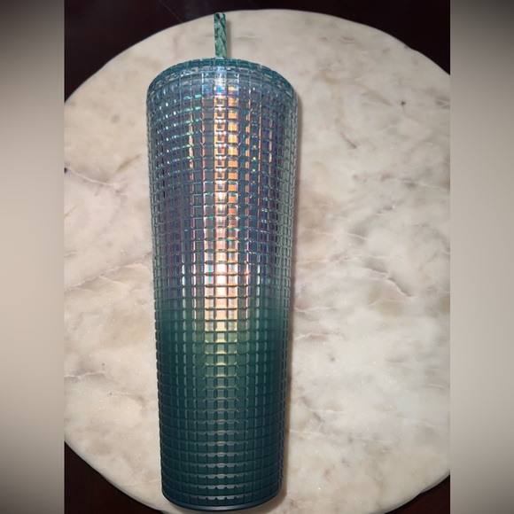 Starbucks Cup - Picture 3 of 4